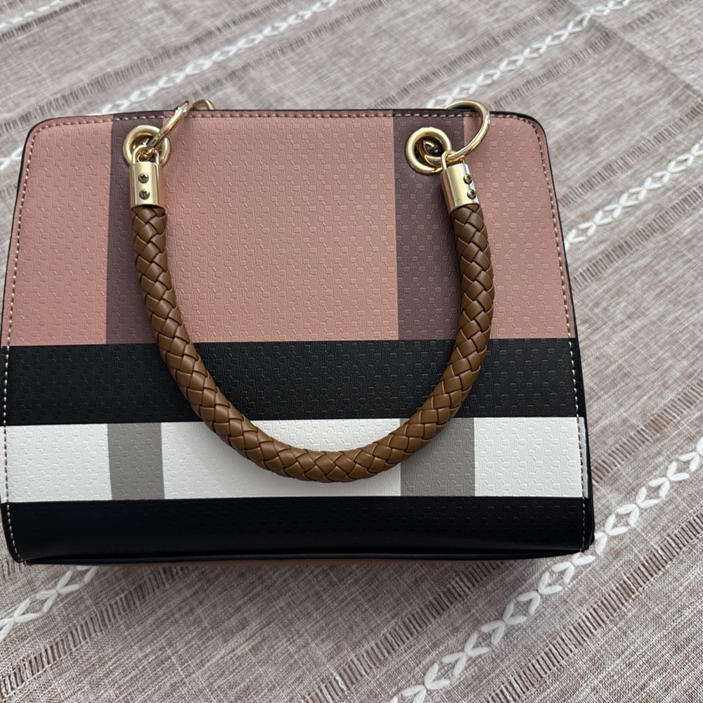 Elegant Multicolor Handbag